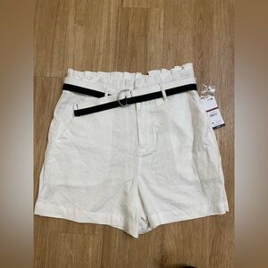 Sofia by Sofia Vergara White High Waist Shorts with Black Accent